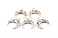 Silver Horn Pendant, 5 Antique Silver Plated Brass Textured Horn Charms, Pendant, Jewelry Finding (19x6x4mm) N0272