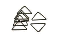 Black Triangle Charm - 25 Oxidized Brass Black Triangle Charms (24x24x24mm) Bs-1125 S163