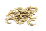 Brass Moon Charm, 5 Raw Brass Textured Horn Charms, Pendant, Jewelry Finding (19x6x4mm) N0336