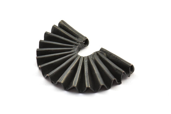 Black Paper Rosette Pendant, 2 Oxidized Brass Black Paper Rosette Shaped Semi Circle Pendant With 2 Holes (40x26x4.5x0.6mm) U085 S283