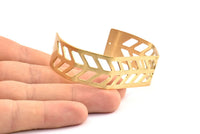 Leaf Textured Cuff - 1 Raw Brass Leaf Textured Cuff Bracelet Blank Bangle With 2 Holes (20x145x0.80mm) T108-0