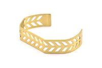 Brass Chevron Cuff - 1 Raw Brass Chevron Cuff Bracelet Blank Bangle With 2 Holes (15x145x0.80mm) T107-0