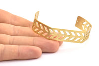 Brass Chevron Cuff - 1 Raw Brass Chevron Cuff Bracelet Blank Bangle With 2 Holes (15x145x0.80mm) T107-0