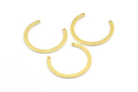 Brass Circle Pendant, 30 Raw Brass Circle Pendant With 2 Holes, Findings (24x28x2.4x0.8mm) E106