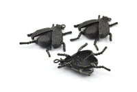 Tiny Bug Charm, 1 Oxidized Brass Black Bug Fly Insect Charm With 1 Loop (41x35mm) N0242 S642