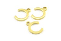 C Şeklinde Tılsım, 1 Döngülü 12 Ham Pirinç Kolye Tılsımı, Bulgular (15,5x11x1,5x1,8 mm) K185