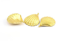 Brass Shell Charm, 2 Raw Brass Sea Shell Charm with 1 Loop, Pendants, Charms, Findings (33x26.5mm) E288