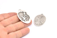 Kite And Kid Charm, 2 Antique Silver Plated Brass Kite And Kid Textured Oval Charms With 1 Loop, Blanks (41x25x1.3mm) E225