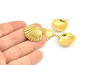 Brass Shell Charm, 2 Raw Brass Sea Shell Charm with 1 Loop, Pendants, Charms, Findings (27x24.5mm) E284