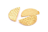 Gold Half Moon, 1 Gold Plated Brass Fish Scale Textured Semi Circle Pendants With 2 Loops (31x17mm) E402