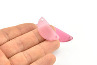 Cat&#39;s Eye Half Moon, 2 Pink Semi Circle Blanks With 2 Holes (30x15x2mm) X060