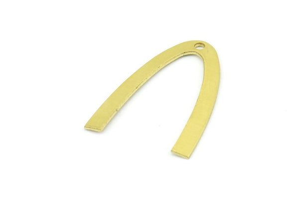 Pirinç Geometrik Tılsım, 1 Delikli Kolye Uçlu 24 Ham Pirinç V Şekilli Tılsım, Bulgular (26x18x0,70 mm) B0246
