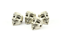 Silver Vendetta Mask, 2 Antique Silver Plated Brass Vendetta Bracelet Parts (14.5x13x11mm) N0425