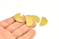 Half Moon Charm, 10 Raw Brass Semi Circle Blanks With 1 Hole (30x15x0.80mm) B0136