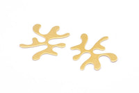 Brass Leaf Charm, 24 Raw Brass Leaf Connectors Without Hole, Pendants, Findings (24x20x0.60mm) D0775