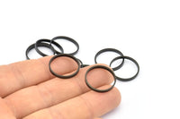Black Circle Connectors - 24 Oxidized Brass Black Circle Connectors (18x0.8x2mm) D0310 S851