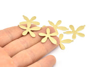Brass Leaf Pendant, 12 Raw Brass Leaf Pendants With 2 Loops (28x23x0.80mm) D0581