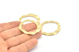 Pirinç Bağlantı Halkaları, 12 Ham Pirinç Dalgalı Bağlantı Halkası (37 mm) D0591