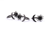 Black Ring Settings, 2 Oxidized Brass Black Moon And Sun Ring With 1 Stone Setting - Pad Size 6mm R052 S904