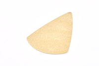 Brass Triangle Charm, 8 Raw Brass Textured Triangle Charms With 1 Hole, Earrings, Pendants, Findings (43x31x0.60mm) D0722