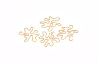Brass Leaf Charm, 24 Raw Brass Leaf Connectors Without Hole, Pendants, Findings (26x21x0.60mm) D0776