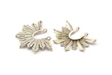 Silver Badge Charm, 2 Antique Silver Plated Brass Rosette Pendants With 2 Loops, Findings (32x24mm) N0816