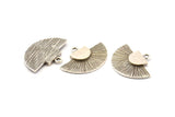 Silver Badge Charm, 2 Antique Silver Plated Brass Rosette Charm Pendants With 1 Loop, Earrings, Findings (25x15mm) N0789 H0951