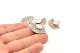 Silver Badge Charm, 2 Antique Silver Plated Brass Rosette Charm Pendants With 1 Loop, Earrings, Findings (25x15mm) N0789 H0951