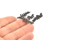 Siyah Yaprak Tılsımı, 1 Döngülü 12 Oksitlenmiş Pirinç Yaprak Tılsımı, Kolye Uçları, Bulgular (28x11x0,80 mm) D1232 S1190