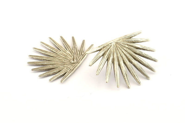 Silver Sun Earring, 2 Antique Silver Plated Brass Sunshine Stud Earrings (38x28mm) N0706 H1189