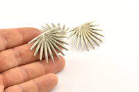 Silver Sun Earring, 2 Antique Silver Plated Brass Sunshine Stud Earrings (38x28mm) N0706 H1189