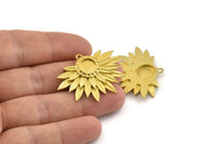 Brass Sunflower Charm, 2 Raw Brass Flower Charm Earrings With 1 Loop, Pendants, Earrings (28x39mm) N0735
