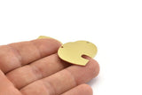 U Shaped Charm, 8 Raw Brass U Shaped Charms With 1 Hole, Blanks (25x22x0.80mm) M456