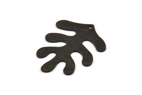 Black Leaf Charm, 4 Textured Oxidized Black Brass Leaf Charms With 1 Hole, Findings (32x25x0.80mm) M482