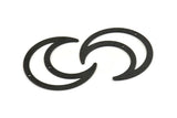 Black Moon Charm, 4 Textured Oxidized Black Brass Crescent Moon Charms With 2 Holes, Pendants (42x16x0.80mm) M178 S1143