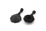 Black Flower Charm, 4 Oxidized Black Brass Charms with 1 Loop - Pad Size 8mm (27x16x5.5mm) U080