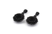 Black Flower Charm, 4 Oxidized Black Brass Charms with 1 Loop - Pad Size 8mm (27x16x5.5mm) U080