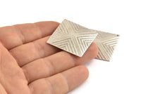 Gümüş Piramit Charm, 1 Delikli 4 Antik Gümüş Kaplamalı Pirinç Kare Piramit Charm (30x30mm) D0269