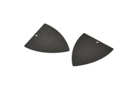 Siyah Rozet Tılsımı, 1 Delikli 6 Oksitlenmiş Siyah Dokulu Pirinç Rozet Tılsımı (28x25x0,50 mm) D881 S1184