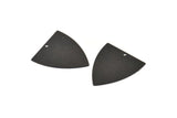 Siyah Rozet Tılsımı, 1 Delikli 6 Oksitlenmiş Siyah Dokulu Pirinç Rozet Tılsımı (28x25x0,50 mm) D881 S1184