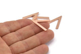 Copper V Shape, 12 Raw Copper V Shaped Blanks (23x19x1mm) M01210