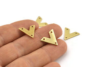 Pirinç V Şeklinde, 3 Delikli 24 Ham Pirinç V Şeklinde Tılsım (15x13x1mm) M01242