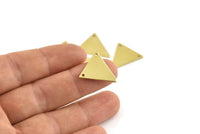 Pirinç Üçgen Tılsım, 2 Delikli 6 Ham Pirinç Üçgen Tılsım (19x18x1mm) M01102