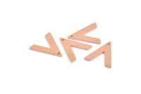 Bakır V Şekli, 1 Delikli 24 Ham Bakır V Şeklinde Tılsım (19x18x1mm) M1096