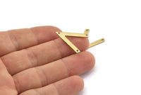 Pirinç V Şeklinde, 3 Delikli 24 Ham Pirinç V Şeklinde Tılsım (23x19x1mm) M01213