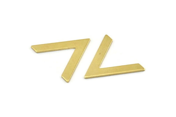 Brass V Shape, 12 Raw Brass V Shaped Blanks (28x23x1mm) M01247