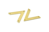 Pirinç V Şeklinde, 3 Delikli 12 Ham Pirinç V Şeklinde Tılsım (28x23x1mm) M01250