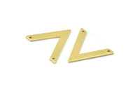 Pirinç V Şeklinde, 2 Delikli 12 Ham Pirinç V Şeklinde Tılsım (28x23x1mm) M01249