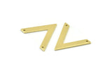Pirinç V Şeklinde, 2 Delikli 12 Ham Pirinç V Şeklinde Tılsım (28x23x1mm) M01249