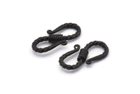 Black Textured Hooks, 5 Textured Oxidized Black Brass Hooks With 2 Loops (20x10x3mm) BS 2397 H1381